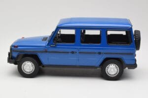 Mercedes G-Class W460 LWB Tmavě Modrý Minichamps 1:18 155038100 Kov – obrázek 3 z 6