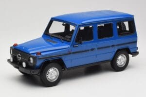 Mercedes G-Class W460 LWB Tmavě Modrý Minichamps 1:18 155038100 Kov