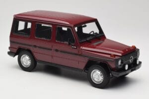 Mercedes G-Class W460 LWB Tmavě Červený Minichamps 1:18 155038102 Kov – obrázek 4 z 6