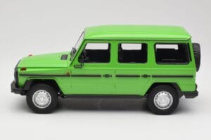 Mercedes G-Class W460 LWB Zelený Minichamps 1:18 155038101 Kov – obrázek 3 z 6