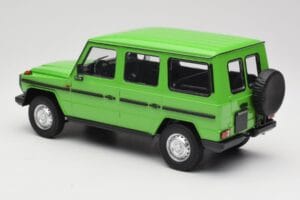 Mercedes G-Class W460 LWB Zelený Minichamps 1:18 155038101 Kov – obrázek 5 z 6
