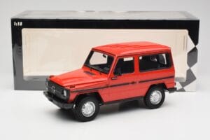 Mercedes G-Class W460 SWB Červený Minichamps 1:18 155038002 Kov – obrázek 6 z 6