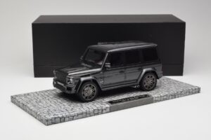 Mercedes G-Class W463 Brabus V12 800 Widestar Šedý Minichamps 1:18 107032300 Kov – obrázek 6 z 6