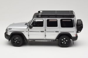 Mercedes G-Class W463 Iridium Silver Norev 1:18 183030 Kov – obrázek 4 z 8