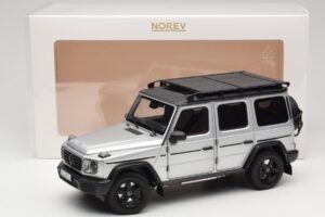 Mercedes G-Class W463 Iridium Silver Norev 1:18 183030 Kov – obrázek 8 z 8