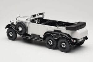 Mercedes G4 W31 Bílý MCG 1:18 MCG18208 Kov – obrázek 5 z 6