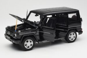 Mercedes G500 W463 Černý AUTOart 1:18 76216 Kov – obrázek 2 z 8