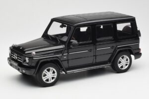 Mercedes G500 W463 Černý AUTOart 1:18 76216 Kov