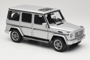 Mercedes G55 AMG W463 Stříbrný AUTOart 1:18 76247 Kov – obrázek 6 z 8