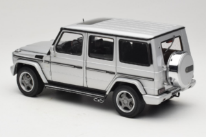 Mercedes G55 AMG W463 Stříbrný AUTOart 1:18 76247 Kov – obrázek 7 z 8