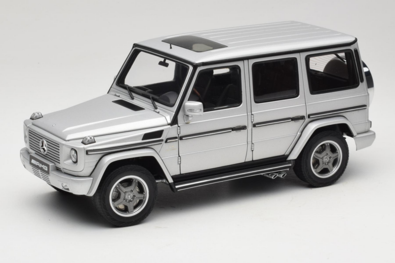 Mercedes G55 AMG W463 Stříbrný AUTOart 1:18 76247 Kov