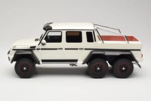 Mercedes AMG G63 6x6 W463 Bílý GT Spirit 1:18 GT100 Pryskyřice – obrázek 3 z 6