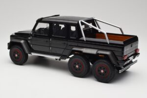 Mercedes AMG G63 W463 6x6 Gloss Černý AUTOart 1:18 76306 Kompozit – obrázek 7 z 8