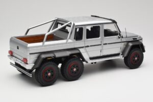 Mercedes AMG G63 W463 6x6 Iridium Stříbrný AUTOart 1:18 76301 Kompozit – obrázek 3 z 8