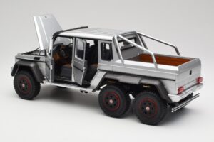 Mercedes AMG G63 W463 6x6 Iridium Stříbrný AUTOart 1:18 76301 Kompozit – obrázek 5 z 8