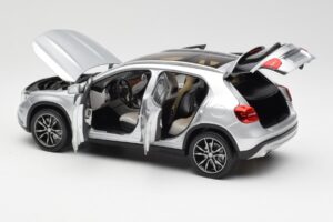 Mercedes GLA X156 Polar Stříbrný Metalíza Norev 1:18 B66960267 Kov – obrázek 5 z 8