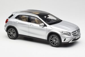 Mercedes GLA X156 Polar Stříbrný Metalíza Norev 1:18 B66960267 Kov – obrázek 6 z 8