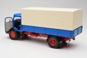 Mercedes L911 Modrý Schuco 1:18 450044800 Kov – obrázek 5 z 8
