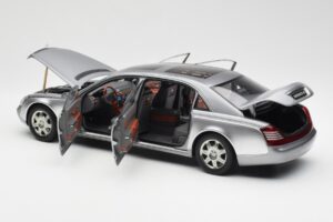 Maybach 62 LWB Himalaya Stříbrný Dealer Edition AUTOart 1:18 B66962178 Kov – obrázek 5 z 8