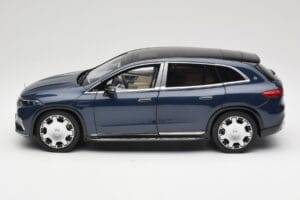 Mercedes Maybach EQS 680 V297 Tmavě Modrý NZG 1:18 B66960593 Kov – obrázek 4 z 8