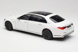Mercedes Maybach S 680 X223 Diamond White Norev 1:18 B66960666 Kov – obrázek 7 z 8