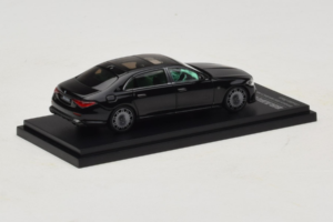 Mercedes Maybach S-Class W223 Brabus S850 Masterpiece Obsidian Black Almost Real 1:64 660101001 Kov – obrázek 3 z 7