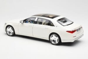 Mercedes Maybach S680 4Matic X223 Diamond Bílý Norev 1:18 183918 Kov – obrázek 7 z 8