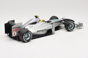 Mercedes MGP W01 #4 N. Rosberg Mercedes GP Showcar 2010 Minichamps 1:18 150100074 Kov – obrázek 2 z 7