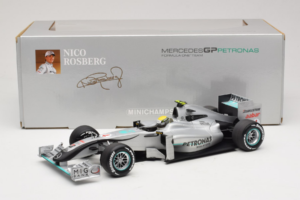 Mercedes MGP W01 #4 N. Rosberg Mercedes GP Showcar 2010 Minichamps 1:18 150100074 Kov – obrázek 7 z 7