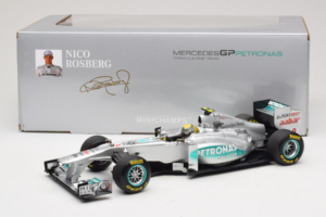 Mercedes MGP W02 #8 N. Rosberg Mercedes GP 2011 Minichamps 1:18 110110008 Kov – obrázek 7 z 7