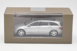 Mercedes R-Class W251 Iridium Silver Minichamps 1:43 B66962214 Kov – obrázek 4 z 4
