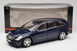 Mercedes R-Class W251 Tanzanit Modrá Minichamps 1:18 150034600 Kov – obrázek 8 z 8