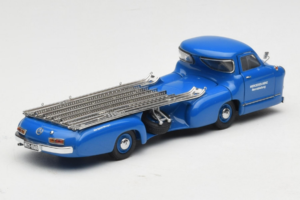 Mercedes Renntransporter Blue Wonder CMC 1:43 M-036K Kov – obrázek 3 z 8