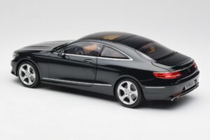 Mercedes S-Class Coupe C217 Smaragd Zelený Metallic Norev 1:18 B66961244 Kov – obrázek 7 z 8