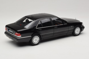 Mercedes S-Class W140 S600 Obsidian Black Metallic Norev 1:18 183045 Kov – obrázek 3 z 8