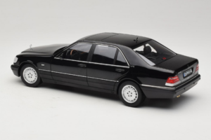 Mercedes S-Class W140 S600 Obsidian Black Metallic Norev 1:18 183045 Kov – obrázek 7 z 8