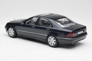 Mercedes S-Class W220 Modrý Maisto 1:18 56051 Kov – obrázek 7 z 8