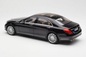 Mercedes S-Class W222 Černý Metallic Norev 1:18 183480 Kov – obrázek 7 z 8