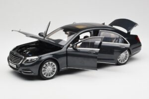 Mercedes S-Class W222 Modrý Antracit Metallic Norev 1:18 B66960157 Kov – obrázek 2 z 8