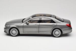 Mercedes S-Class W222 Grey Metallic Norev 1:18 183481 Kov – obrázek 4 z 8