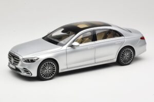Mercedes S-Class W223 AMG Line Brilliant Silver Norev 1:18 183805 Kov