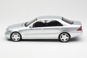 Mercedes AMG S55 W220 Stříbrný Otto 1:18 OT292 Pryskyřice – obrázek 3 z 6