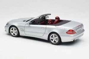 Mercedes SL 500 R230 Kabriolet Iridium Stříbrný Minichamps 1:18 B66962388 Kov – obrázek 7 z 8