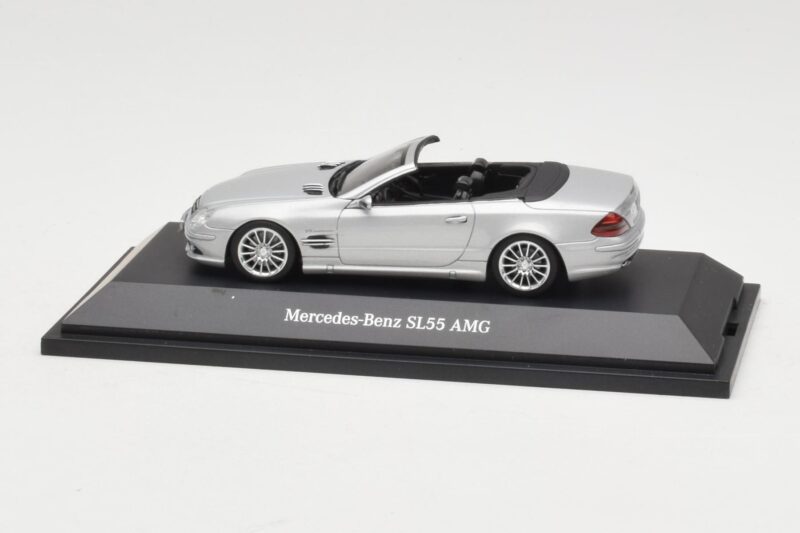 Mercedes SL 55 AMG R230 Stříbrný Minichamps 1:43 B66962347 Kov