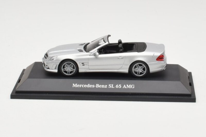 Mercedes SL 65 AMG R230 Stříbrný Minichamps 1:43 B66960601 Kov