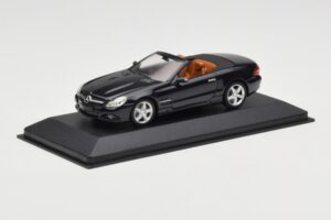 Mercedes SL R230 Černý Minichamps 1:43 B66961922 Kov – obrázek 2 z 4
