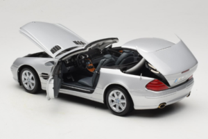 Mercedes SL R129 Stříbrný Minichamps 1:18 B66962133 Kov – obrázek 6 z 10