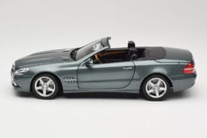 Mercedes SL R230 Amiant Green Minichamps 1:18 B66962389 Kov – obrázek 4 z 8