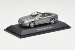 Mercedes SL R230 Palladium Silver Metallic Minichamps 1:43 B66962390 Kov – obrázek 2 z 4