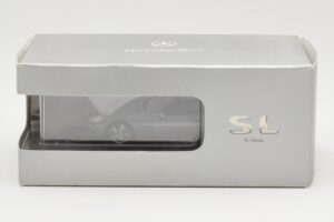 Mercedes SL R230 Palladium Silver Metallic Minichamps 1:43 B66962390 Kov – obrázek 4 z 4